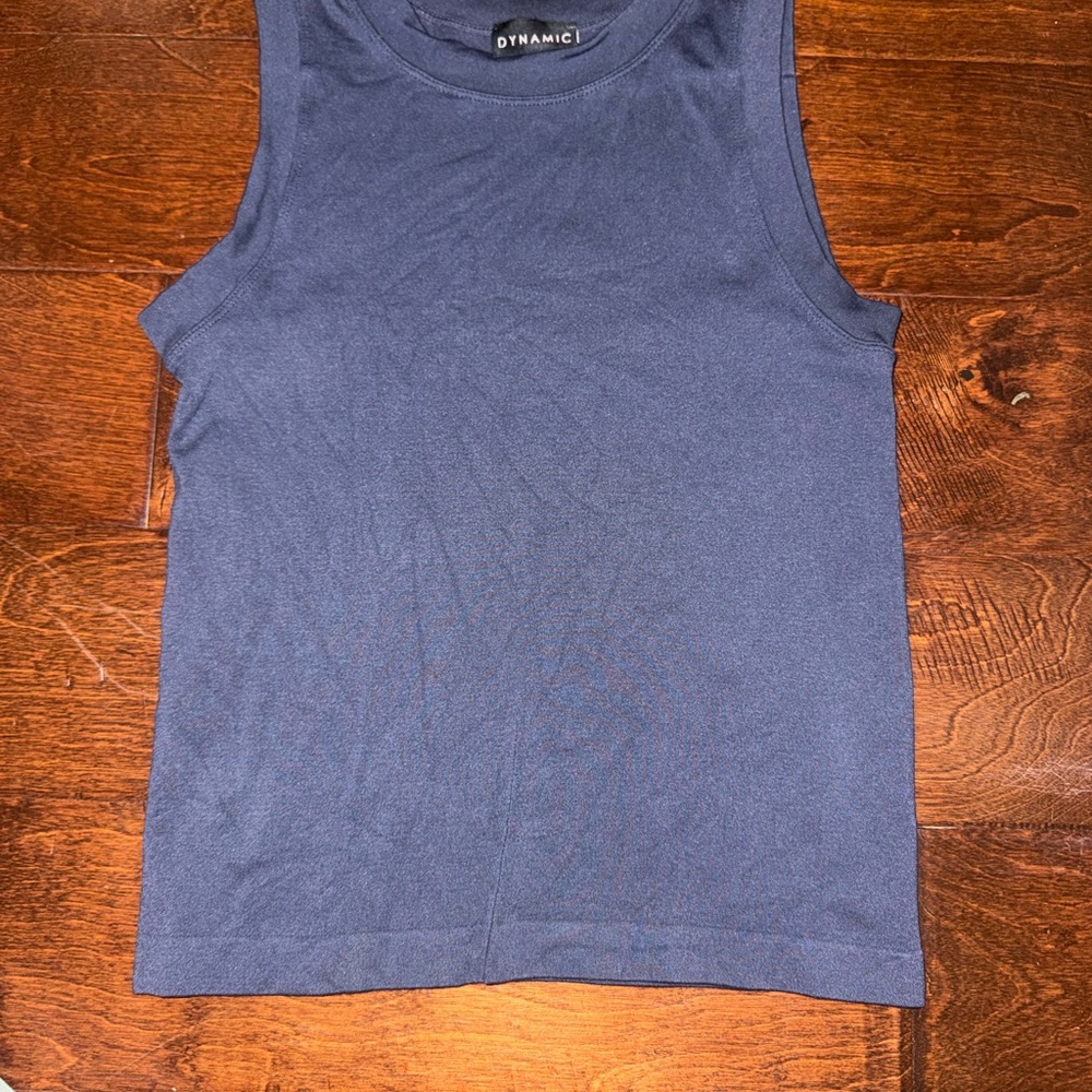 DYNAMIC tank top